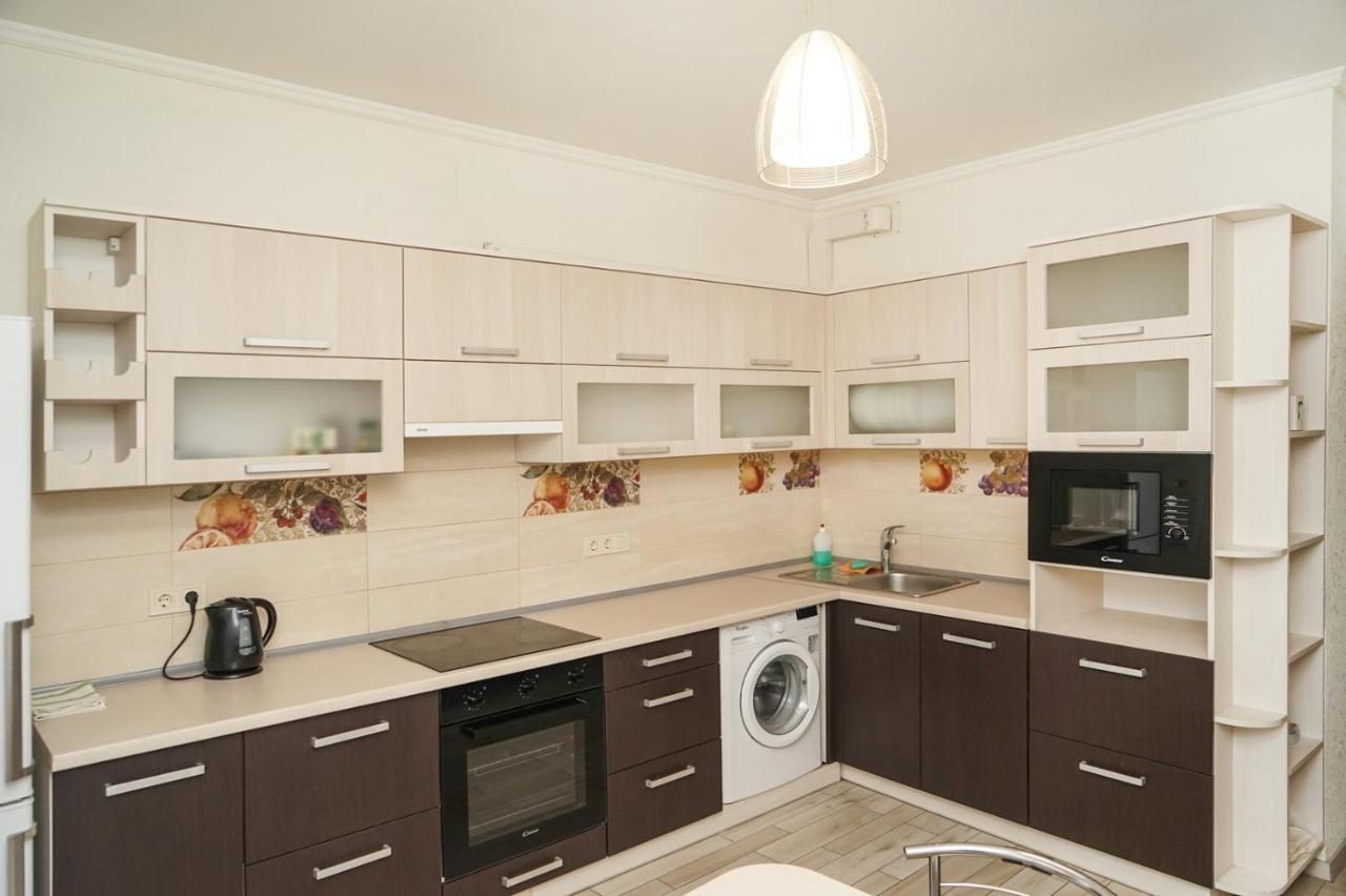 Kyiv Apartment On Chornovola 27 Luaran gambar